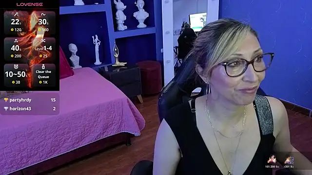 Snapshot of Scarlett_079 chatting on December 2025 12:37:01 PM Scarlett 079 online show from December 2025 12:37:01 PM