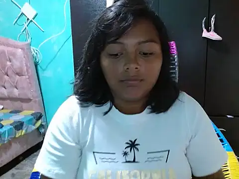 caro lil online show from June 2026 04:56:01 AM