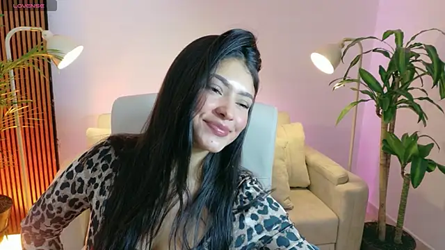 victoria   moon online show from February 2026 01:40:01 PM