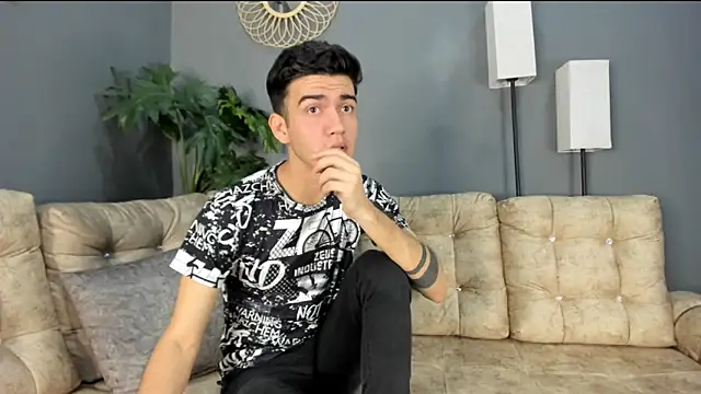 Snapshot of Feiccer_Thomson1 chatting on December 2025 01:28:02 PM Feiccer Thomson1 online show from December 2025 01:28:02 PM