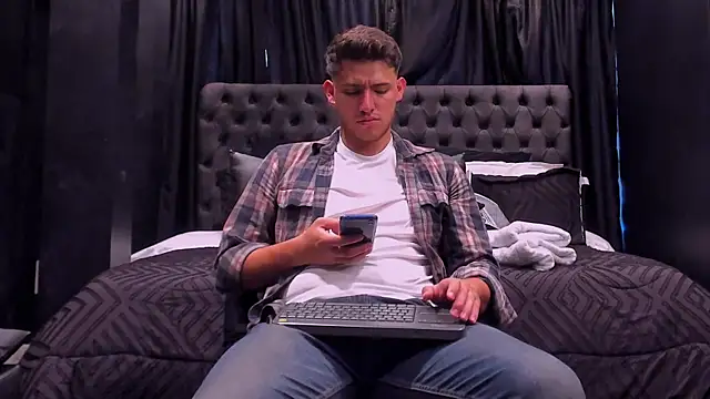 big  friends online show from April 2026 07:26:02 PM