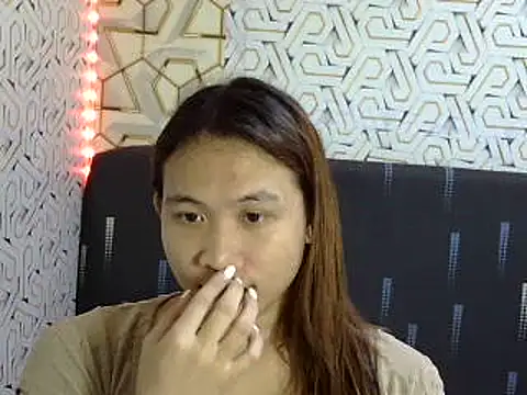 lunalove bitex online show from March 2026 11:07:02 AM