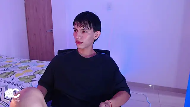 andrew courtzz online show from March 2026 07:04:02 PM