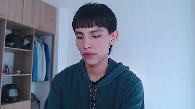 andrew courtzz online show from February 2026 07:58:01 PM