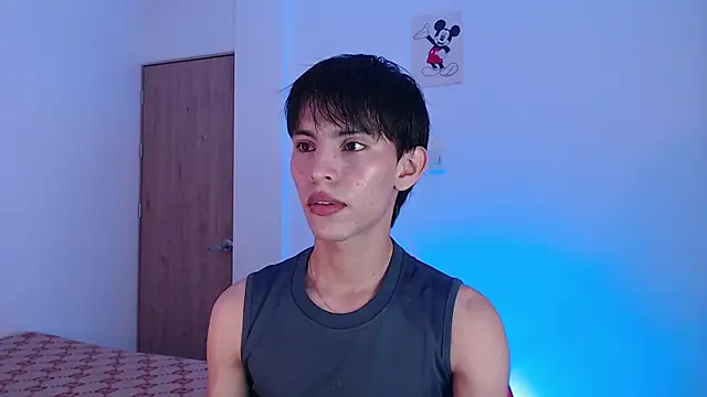andrew courtzz online show from May 2026 07:17:01 PM