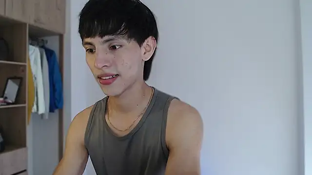 andrew courtzz online show from March 2026 05:10:02 PM