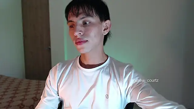 andrew courtzz online show from March 2026 09:24:02 PM