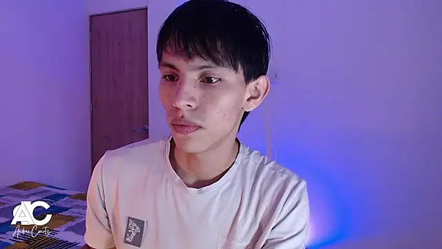 andrew courtzz online show from April 2026 08:21:01 PM