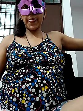 Shivani hotty online show from April 2026 05:28:02 PM