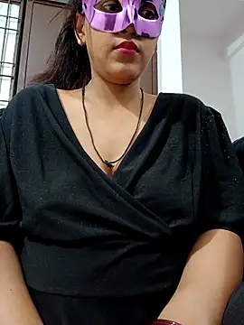 Shivani hotty online show from April 2026 05:40:01 PM