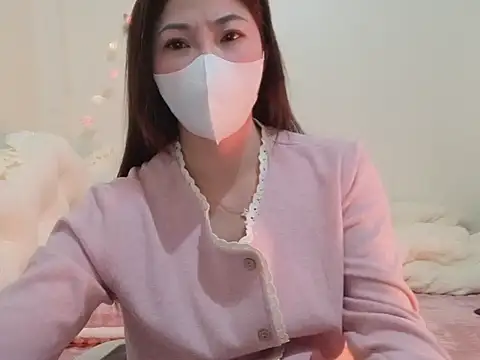 Mimy18 online show from January 2026 05:41:01 PM