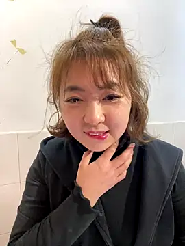 Snapshot of bibi347127 chatting on December 2025 09:41:01 AM bibi347127 online show from December 2025 09:41:01 AM