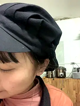 Mon babyy online show from January 2026 01:28:02 PM