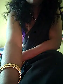 Snapshot of Preeti345 chatting on December 2025 08:09:02 AM Preeti345 online show from December 2025 08:09:02 AM