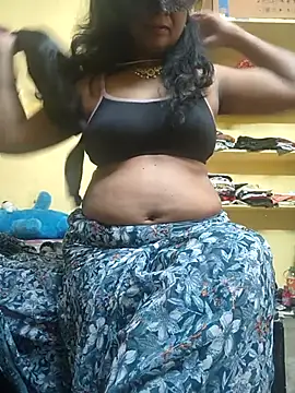 Preeti345 online show from December 2025 08:18:01 AM