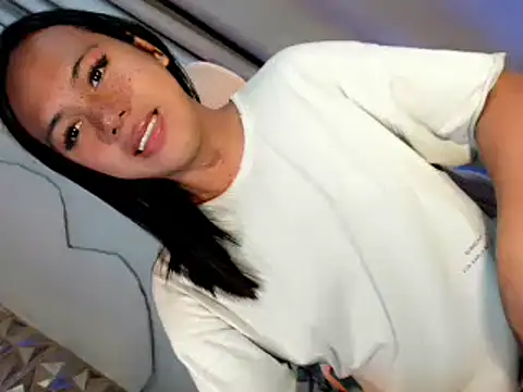 yourbomb shellxx online show from February 2026 11:52:01 AM