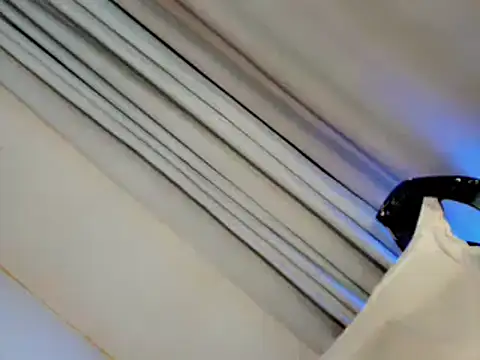 yourbomb shellxx online show from February 2026 02:35:02 PM