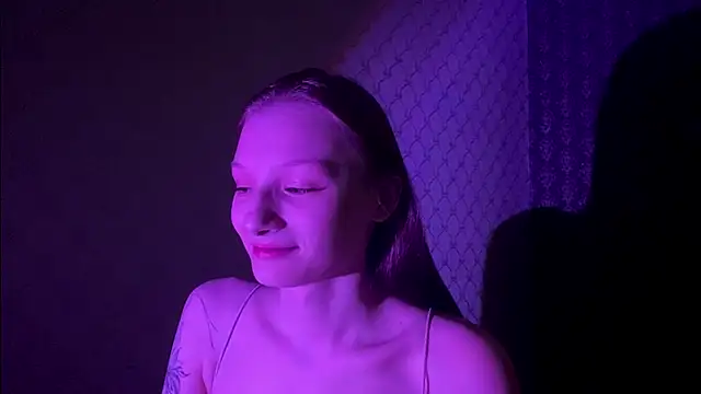 Cleonoth2o online show from March 2026 06:15:02 PM