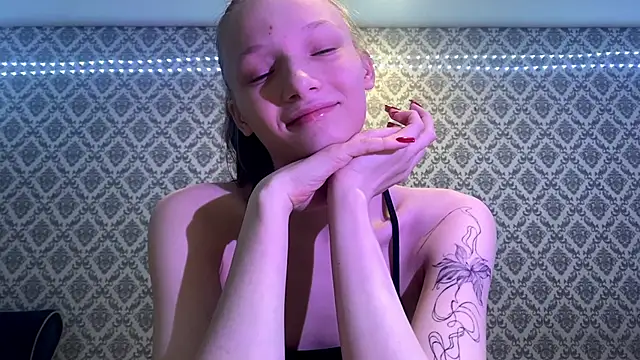 Cleonoth2o online show from December 2025 05:59:02 PM