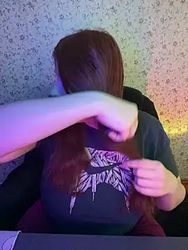 Snapshot of NicollVeys chatting on February 2026 01:35:02 PM NicollVeys online show from February 2026 01:35:02 PM