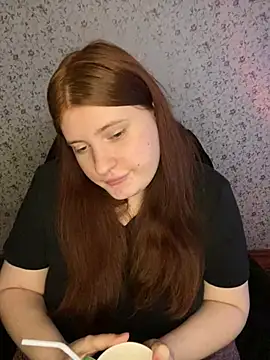 Snapshot of NicollVeys chatting on February 2026 02:49:01 PM NicollVeys online show from February 2026 02:49:01 PM