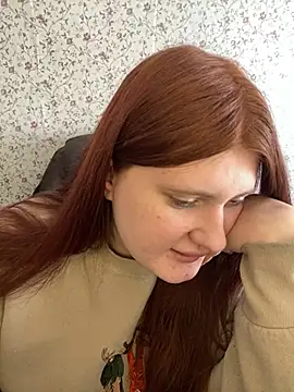 Snapshot of NicollVeys chatting on February 2026 07:28:02 AM NicollVeys online show from February 2026 07:28:02 AM