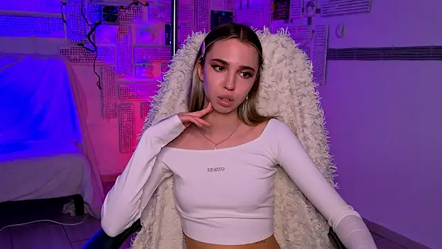 KimPorins online show from February 2026 02:28:01 PM