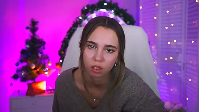 KimPorins online show from December 2025 12:20:02 PM