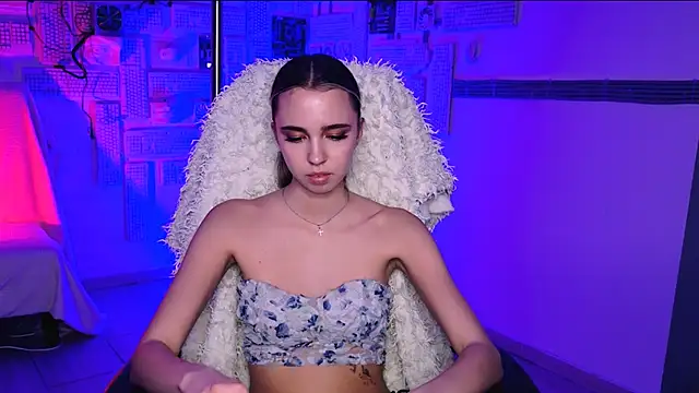 KimPorins online show from February 2026 03:43:01 PM