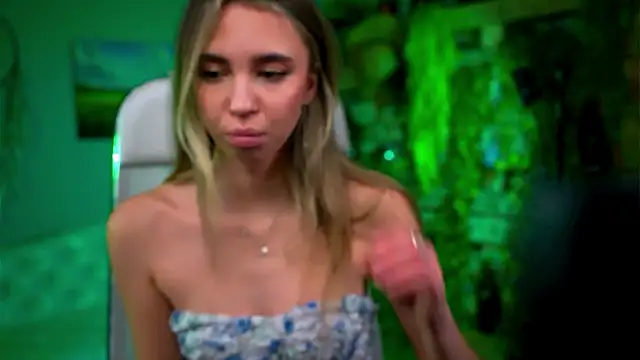 KimPorins online show from February 2026 12:35:01 PM