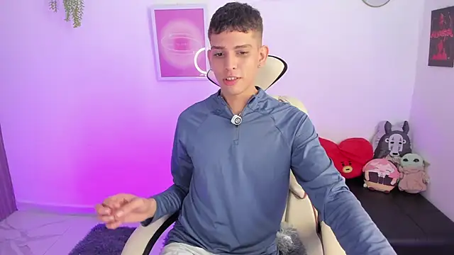 Jasson    online show from January 2026 03:38:01 PM