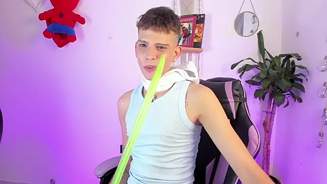 Jasson    online show from April 2026 07:51:02 PM