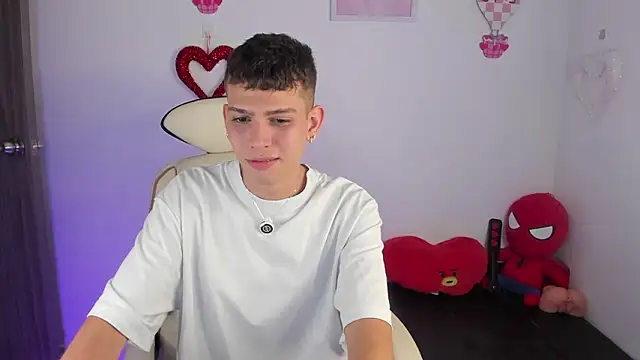 Jasson    online show from February 2026 10:10:01 PM