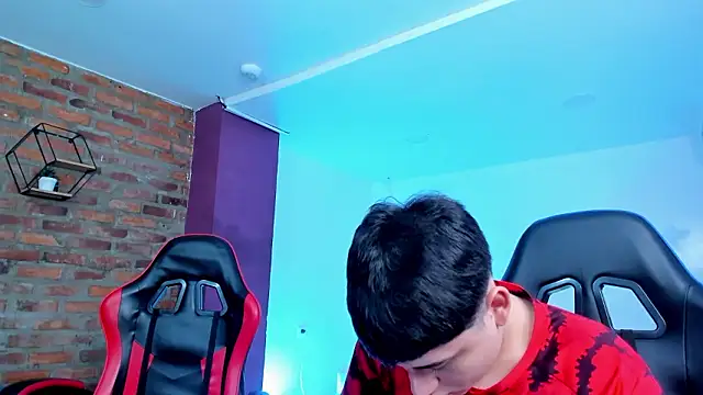 HotThreesoome online show from March 2026 01:27:02 PM