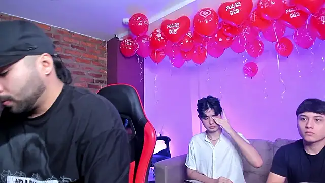 HotThreesoome online show from February 2026 12:13:02 PM