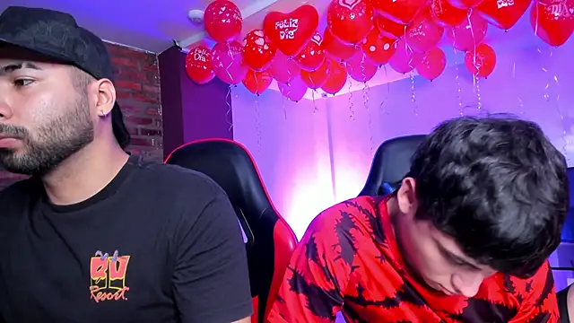 HotThreesoome online show from February 2026 12:13:02 PM