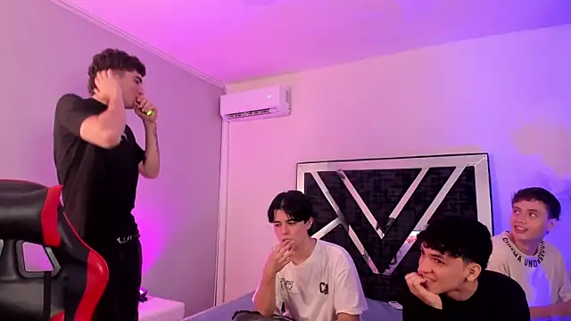 HotThreesoome online show from April 2026 02:50:02 AM