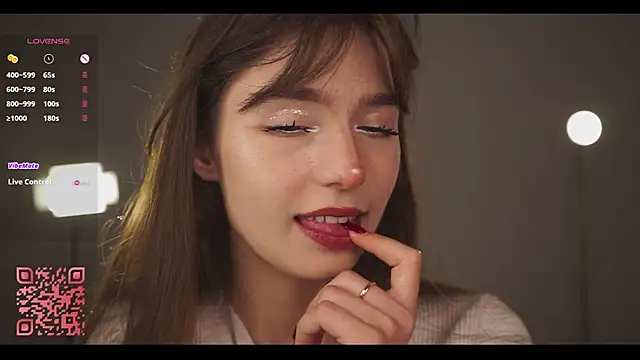 Lanenger online show from April 2026 11:17:02 PM