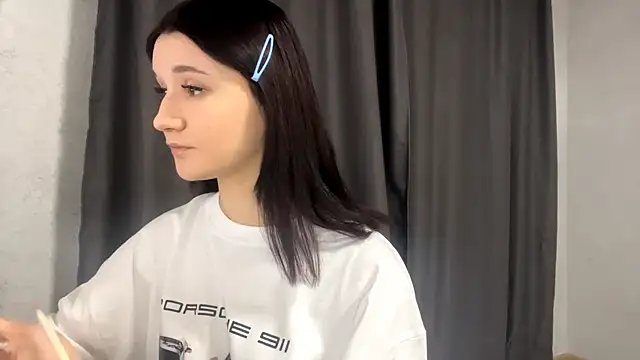 Snapshot of RenaLagoa chatting on December 2025 03:39:02 PM RenaLagoa online show from December 2025 03:39:02 PM