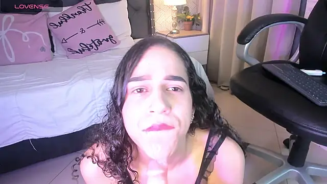 ariana  rosse online show from May 2026 03:26:01 AM