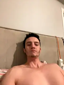 Snapshot of Alaslardan chatting on December 2025 03:22:02 PM Alaslardan online show from December 2025 03:22:02 PM