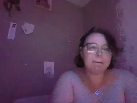 Snapshot of Rentastnrgurl chatting on December 2025 04:01:01 PM Rentastnrgurl online show from December 2025 04:01:01 PM