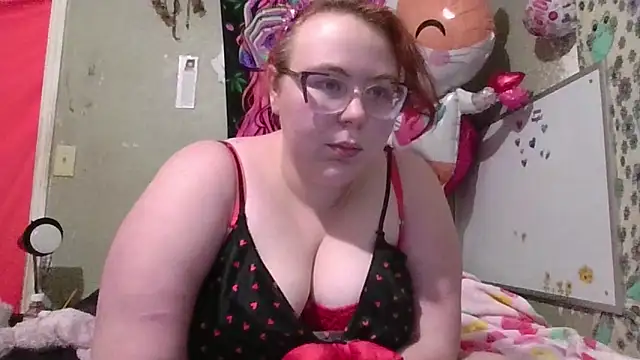 Snapshot of Rentastnrgurl chatting on February 2026 12:07:02 AM Rentastnrgurl online show from February 2026 12:07:02 AM