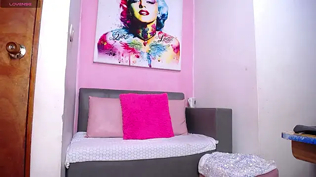 danycute  online show from February 2026 02:50:02 PM