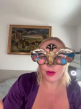 Snapshot of _DaLiDa_ chatting on December 2025 11:05:01 AM DaLiDa online show from December 2025 11:05:01 AM