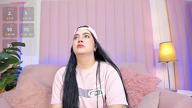 ZiaCooper  online show from December 2025 12:00:01 PM