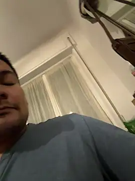 CharlyAlfa22 online show from February 2026 05:01:01 PM