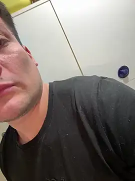 CharlyAlfa22 online show from December 2025 04:21:02 PM