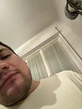 CharlyAlfa22 online show from March 2026 11:32:01 PM