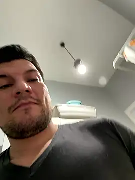 CharlyAlfa22 online show from January 2026 04:25:02 PM